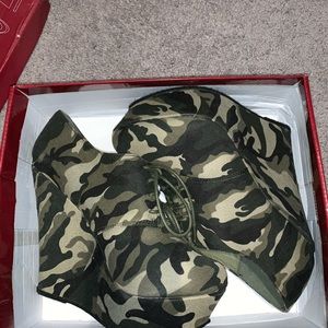 Camo wedge booties